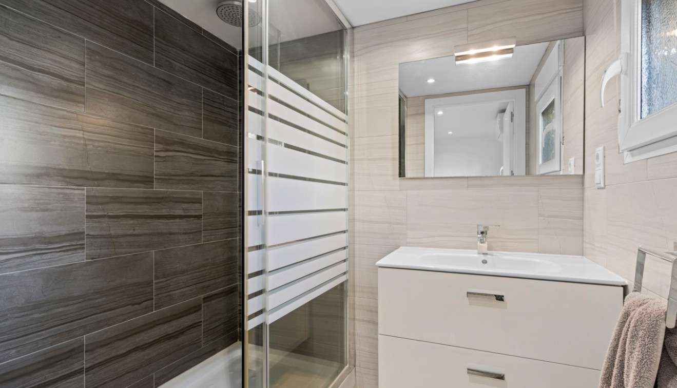 Prodej - Villa - Torrevieja - Los Balcones