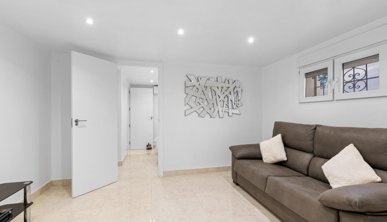 Prodej - Villa - Torrevieja - Los Balcones