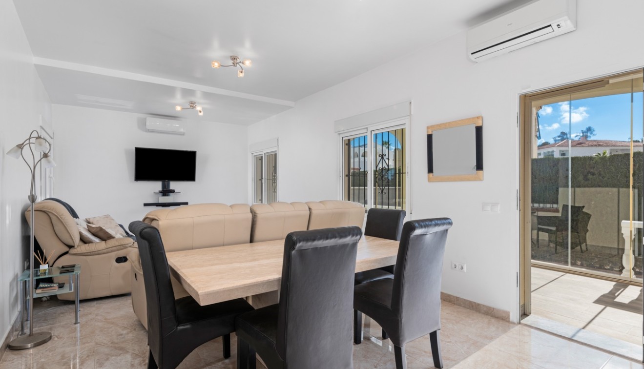 Prodej - Villa - Torrevieja - Los Balcones