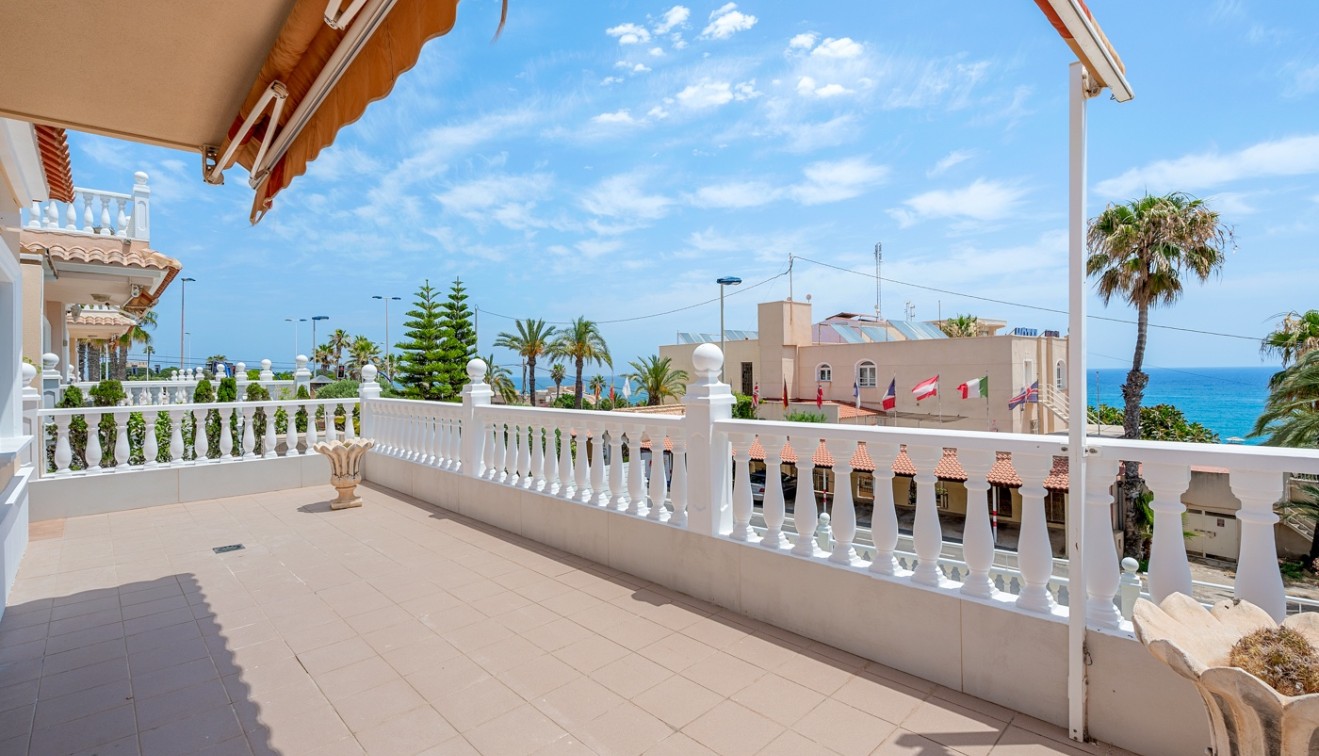 Pronájem - Villa - Torrevieja
