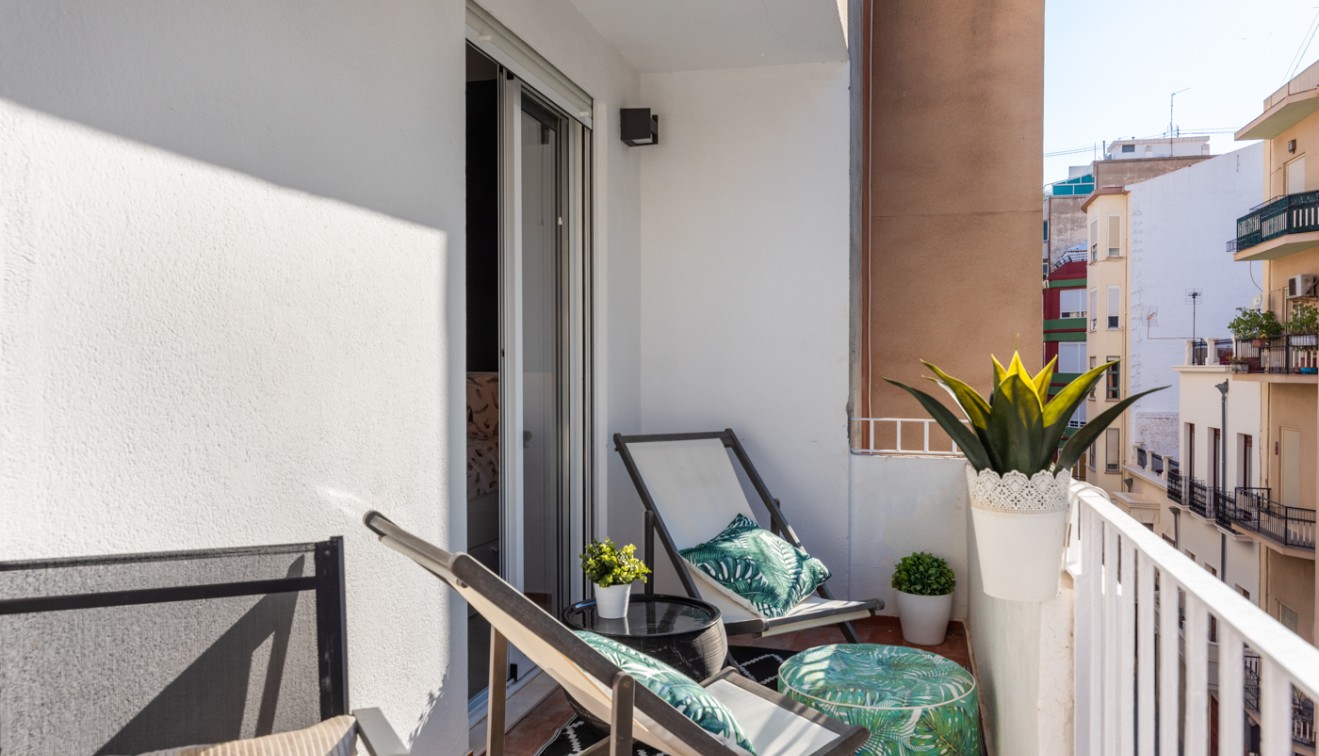 Sale - Apartment - Alicante - Alicante center