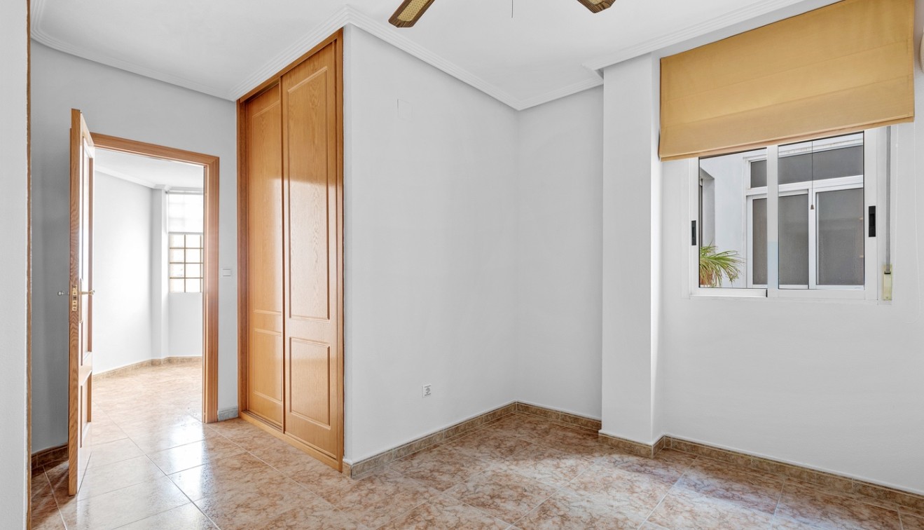 Sale - Apartment - Almoradí