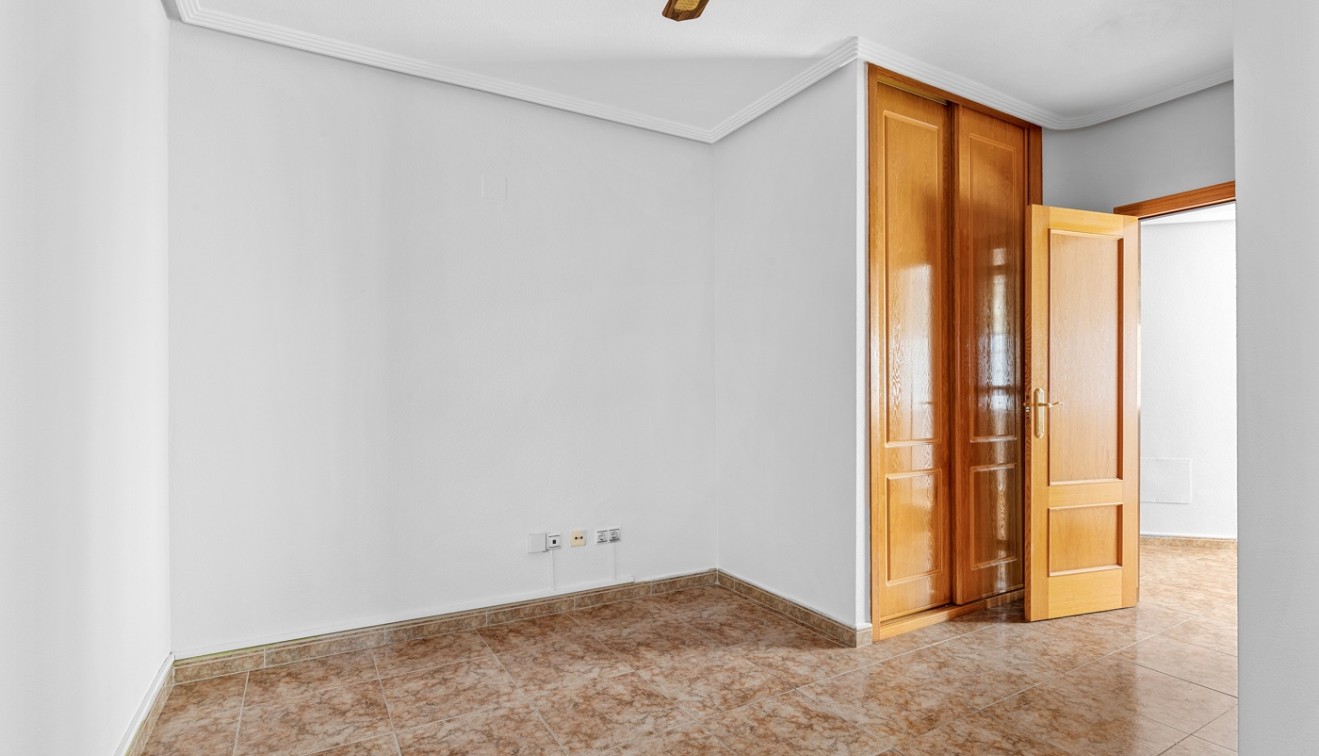 Sale - Apartment - Almoradí