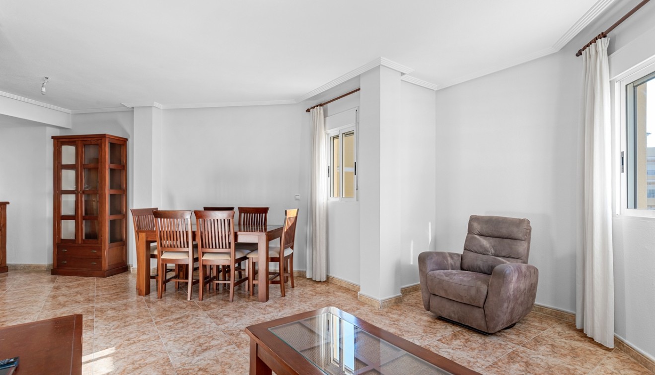 Sale - Apartment - Almoradí