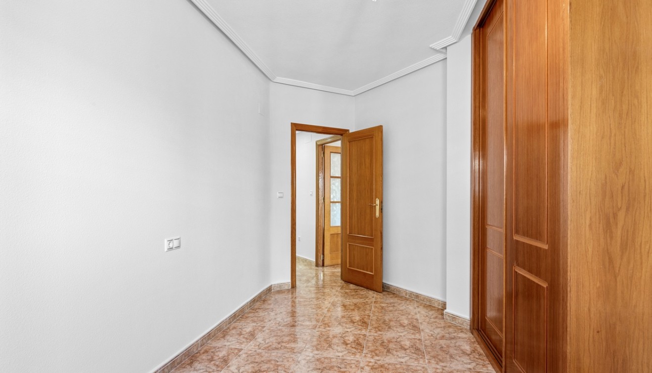 Sale - Apartment - Almoradí