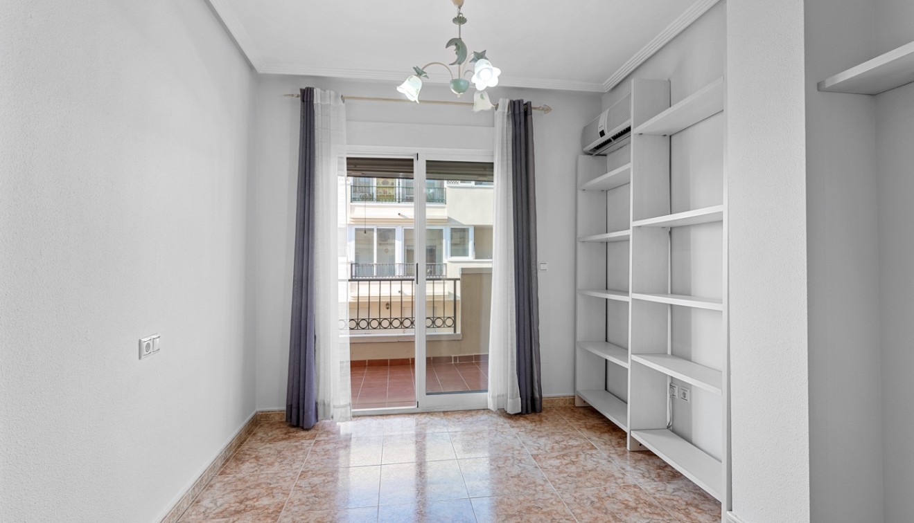 Sale - Apartment - Almoradí