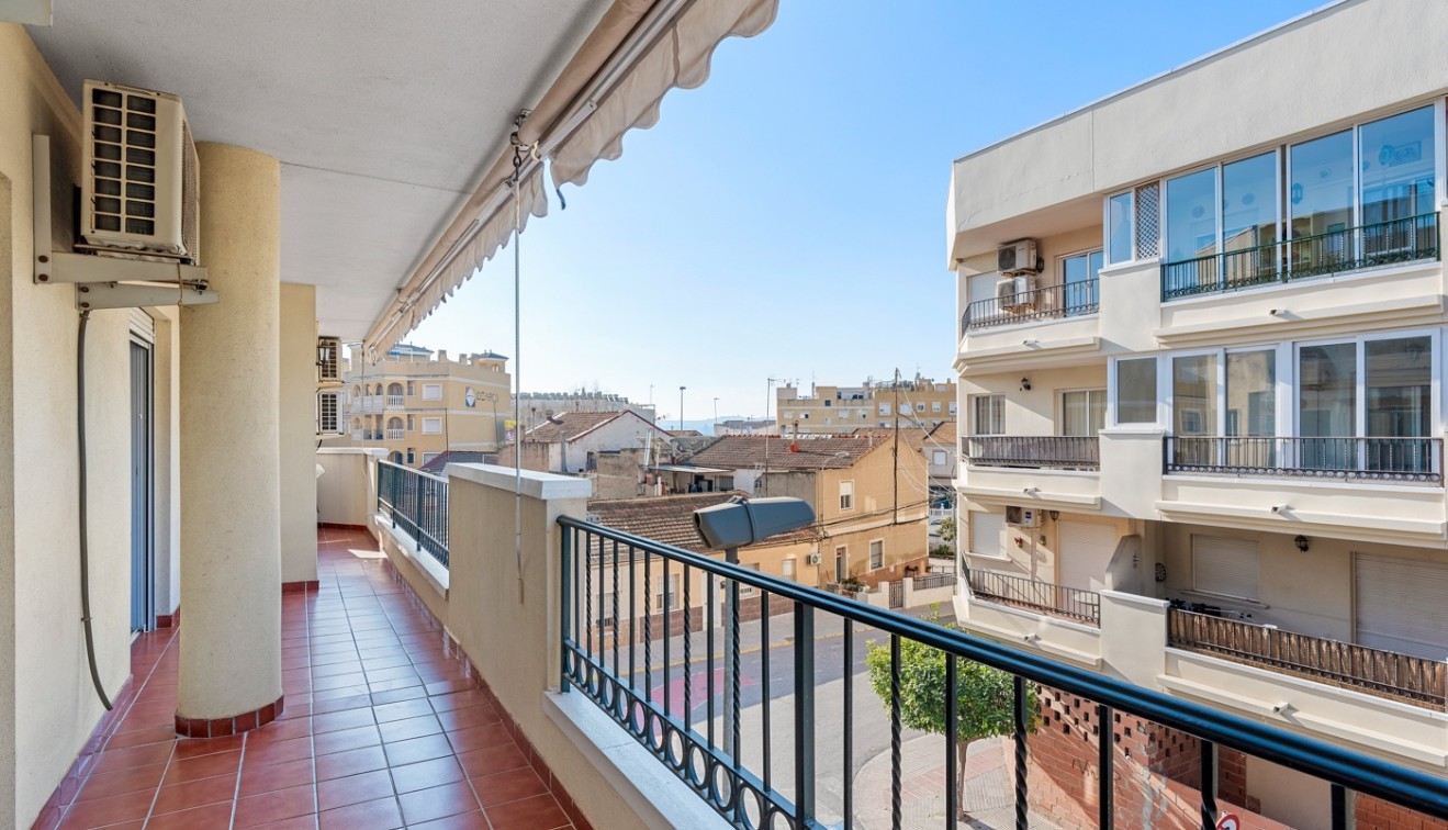 Sale - Apartment - Almoradí