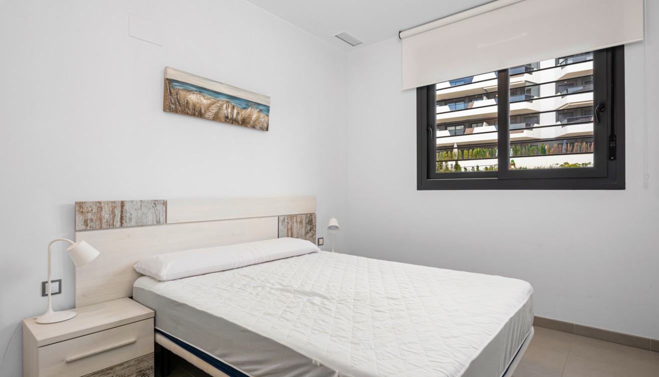 Sale - Apartment - Arenales del Sol