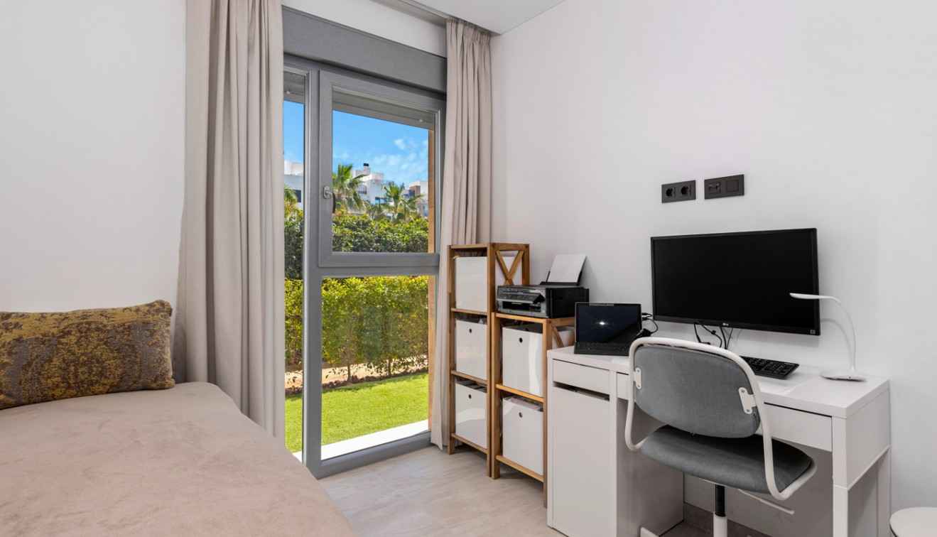 Sale - Apartment - Cabo Roig