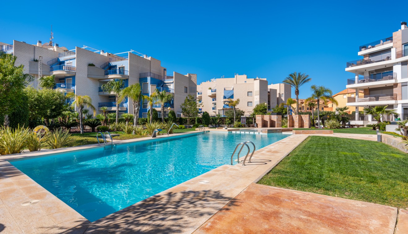 Sale - Apartment - Cabo Roig