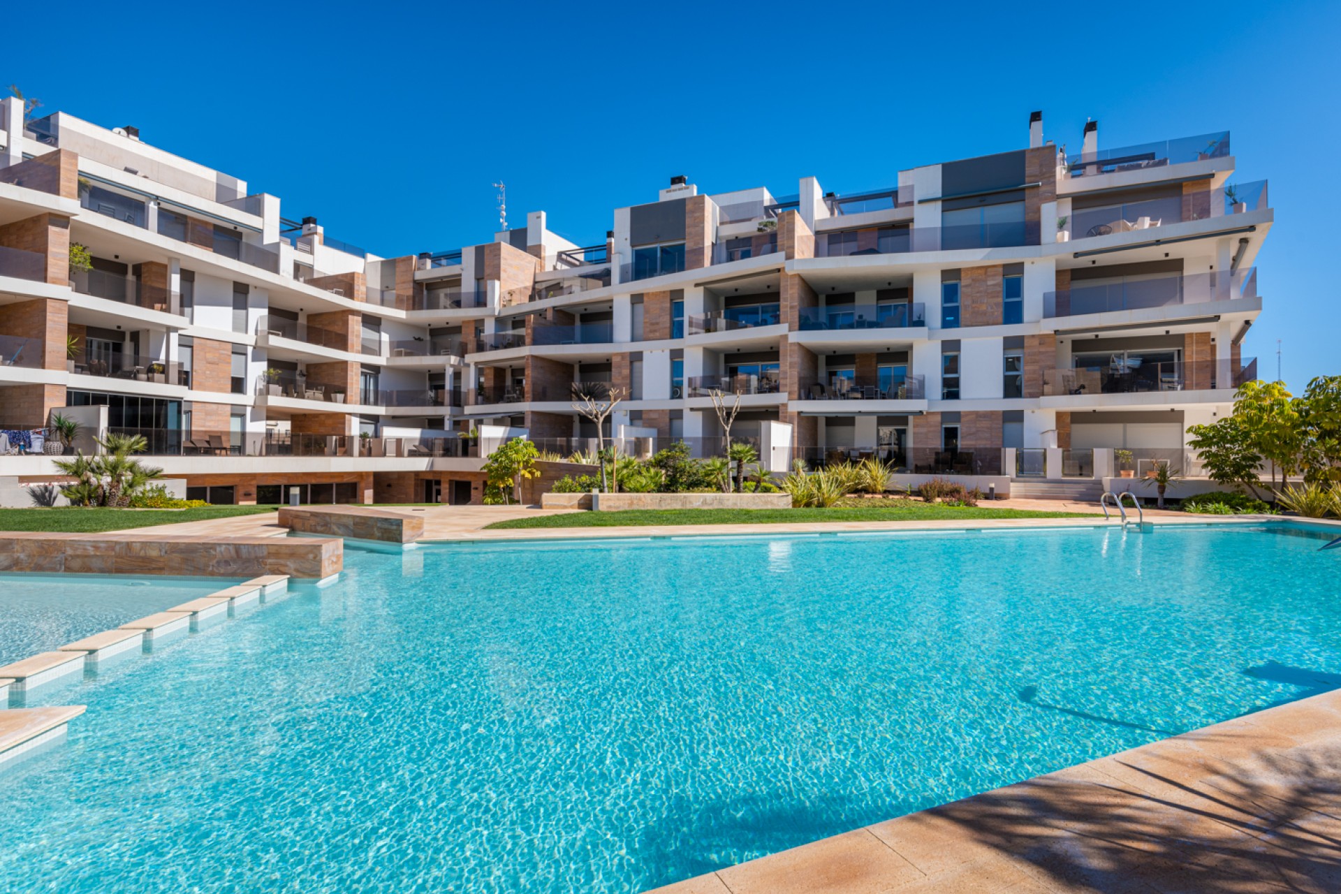 Sale - Apartment - Cabo Roig