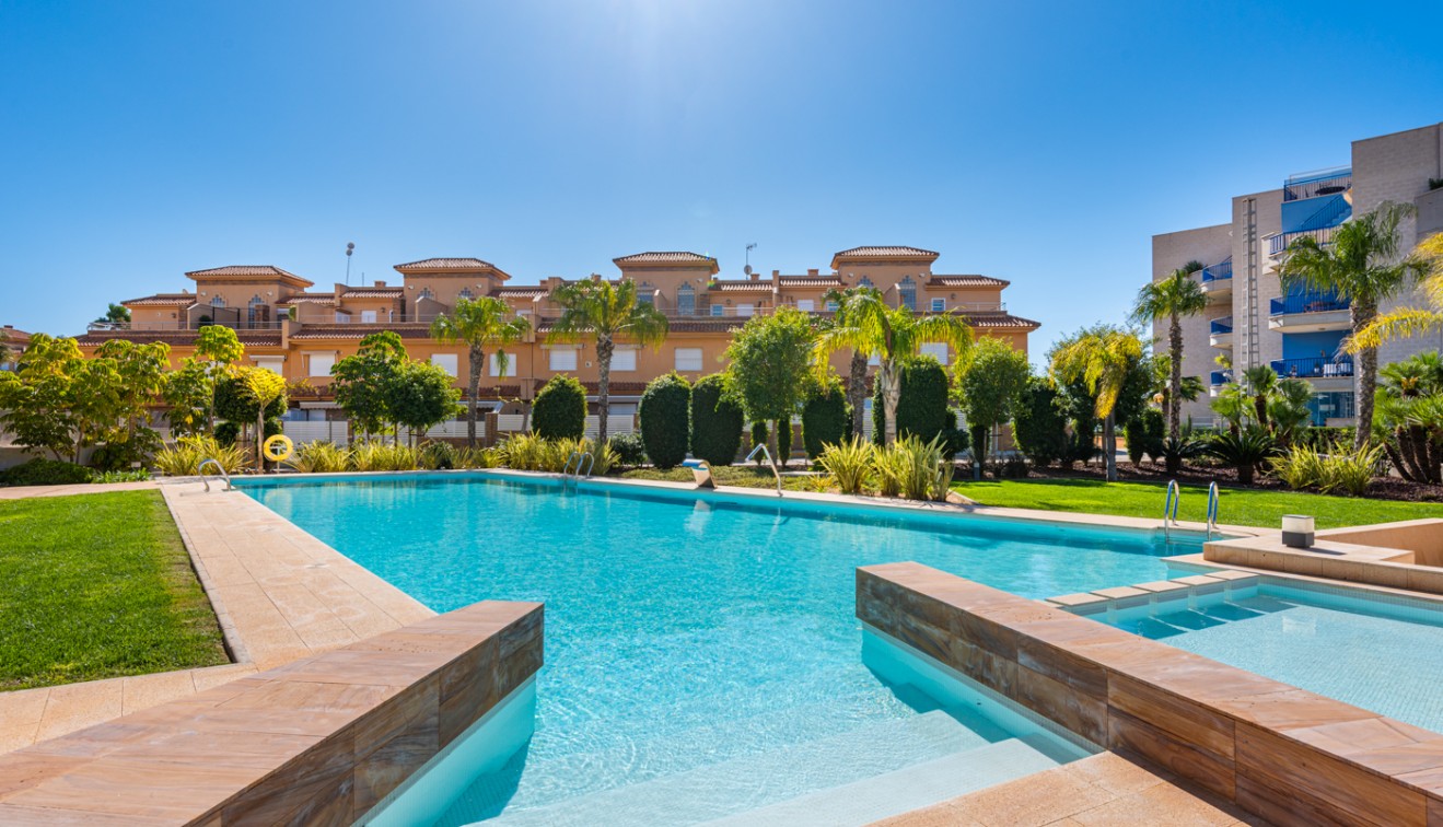 Sale - Apartment - Cabo Roig