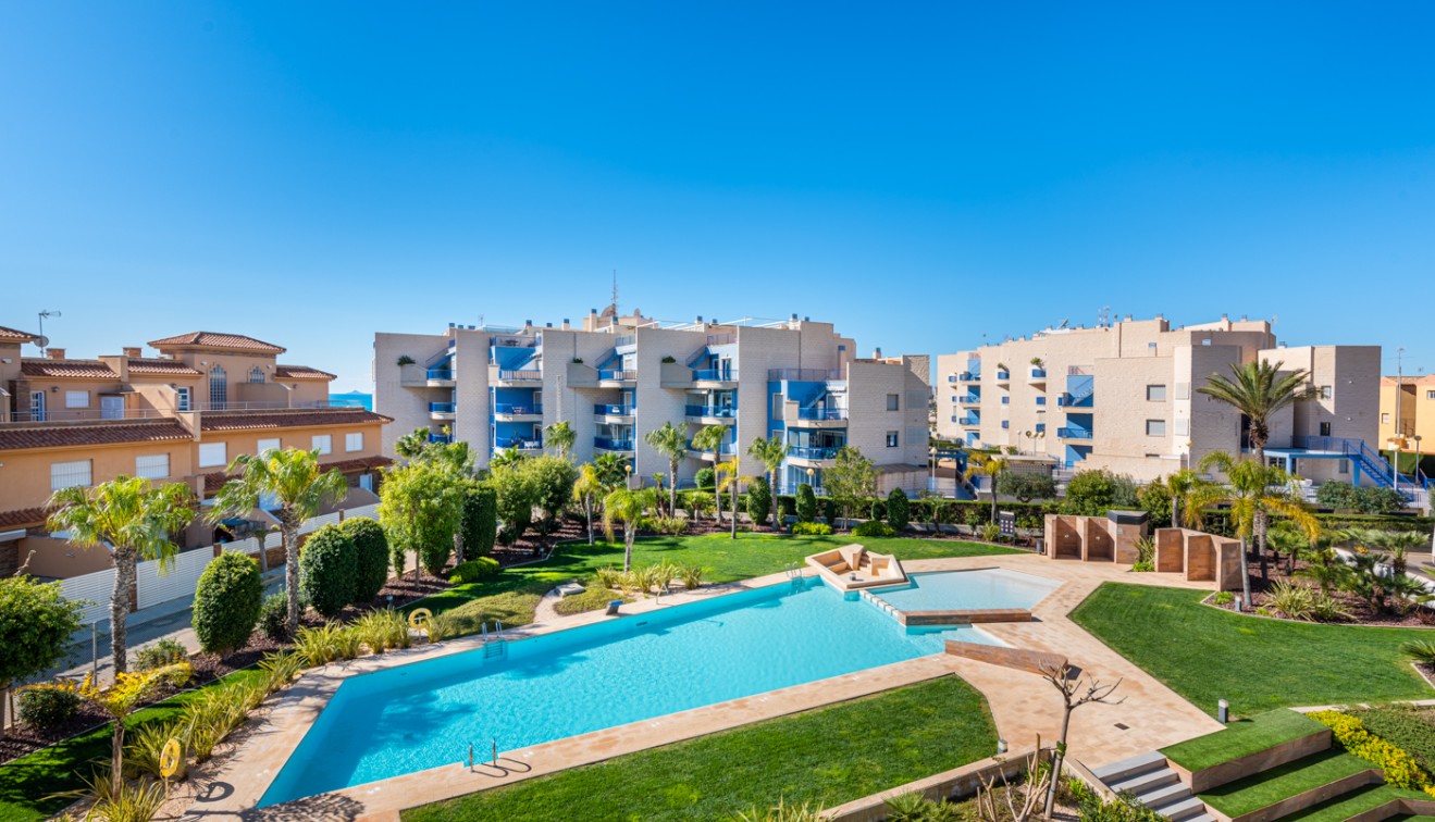 Sale - Apartment - Cabo Roig