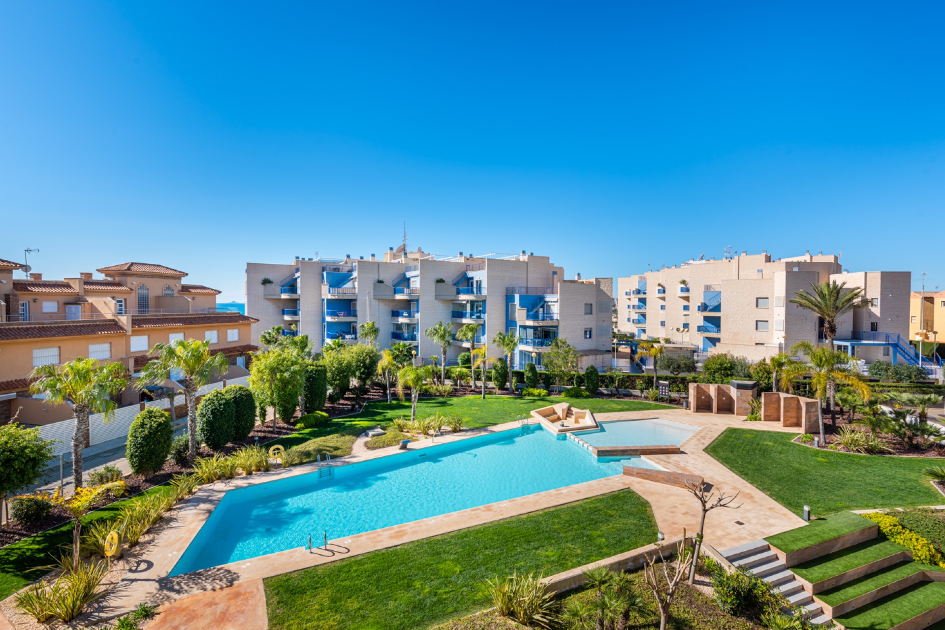 Sale - Apartment - Cabo Roig