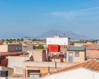 Sale - Apartment - Daya Nueva