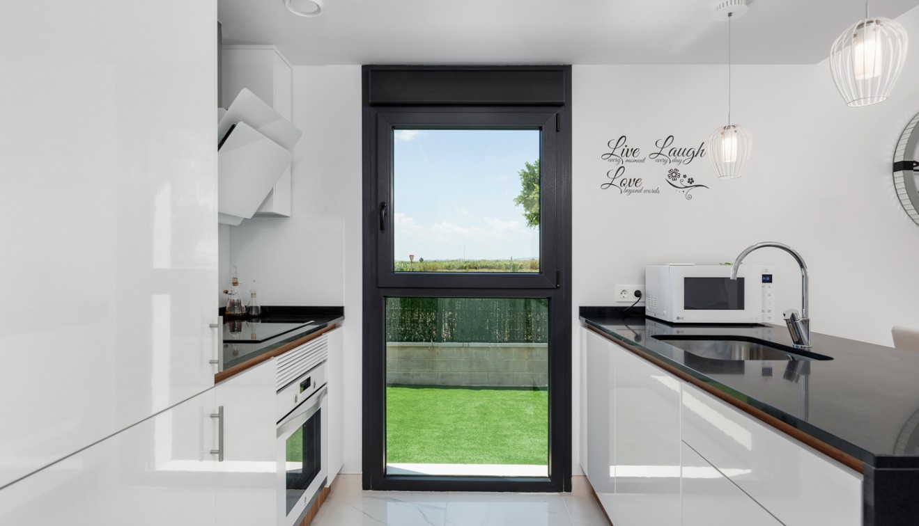 Sale - Apartment - El Raso