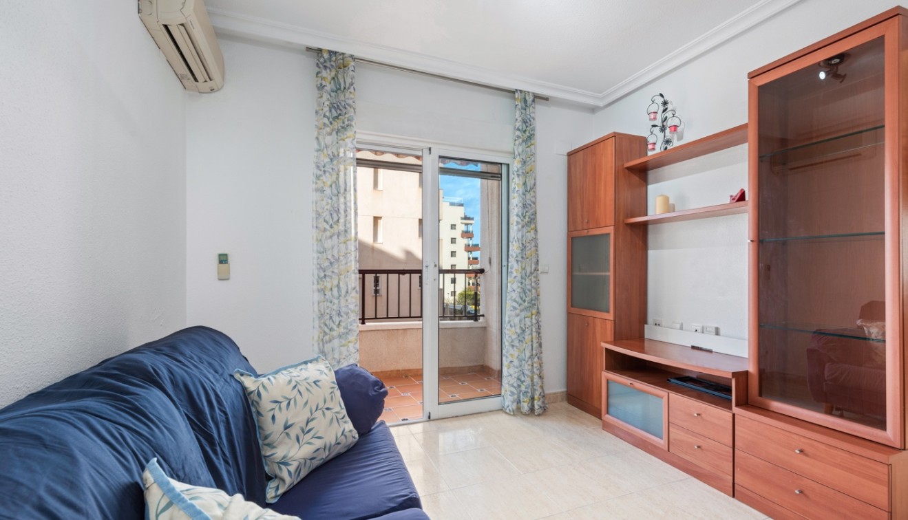 Sale - Apartment - Guardamar del Segura - Pueblo