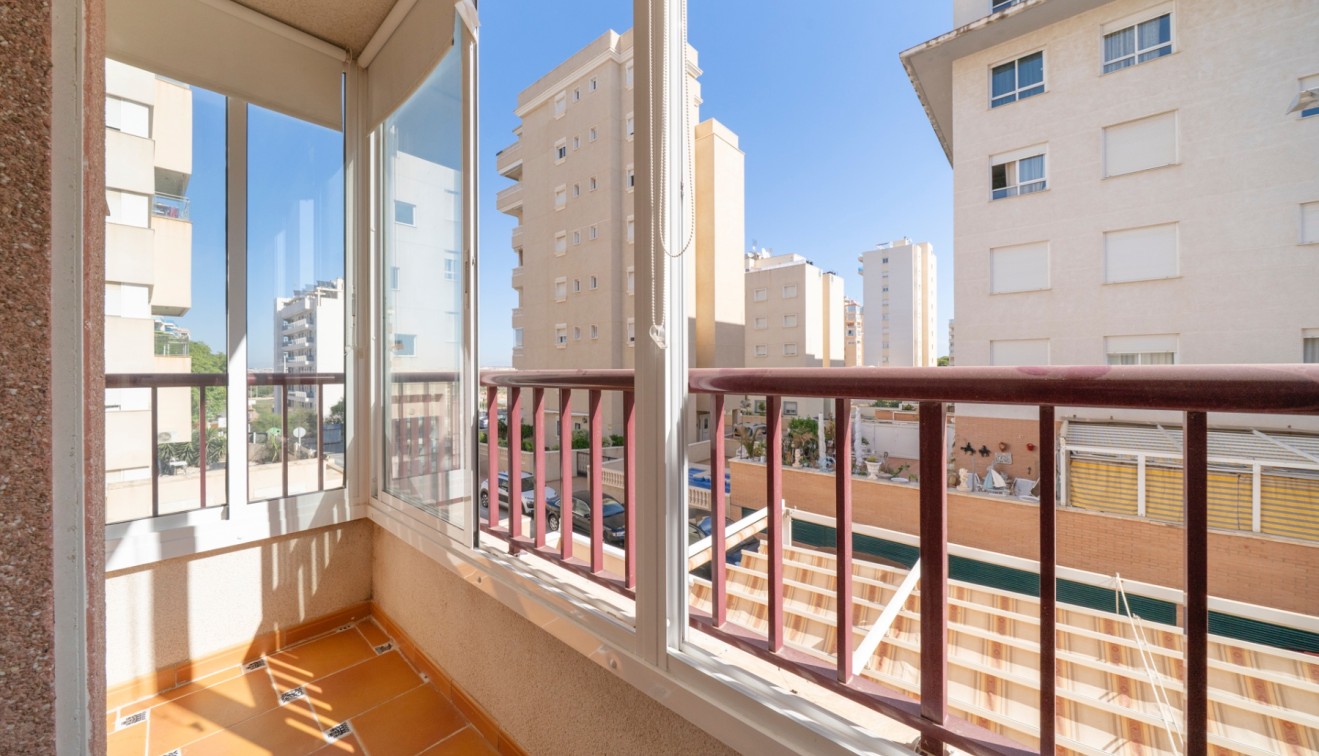 Sale - Apartment - Guardamar del Segura - Pueblo