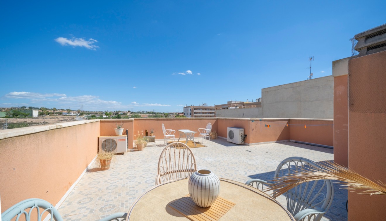 Sale - Apartment - Los Montesinos