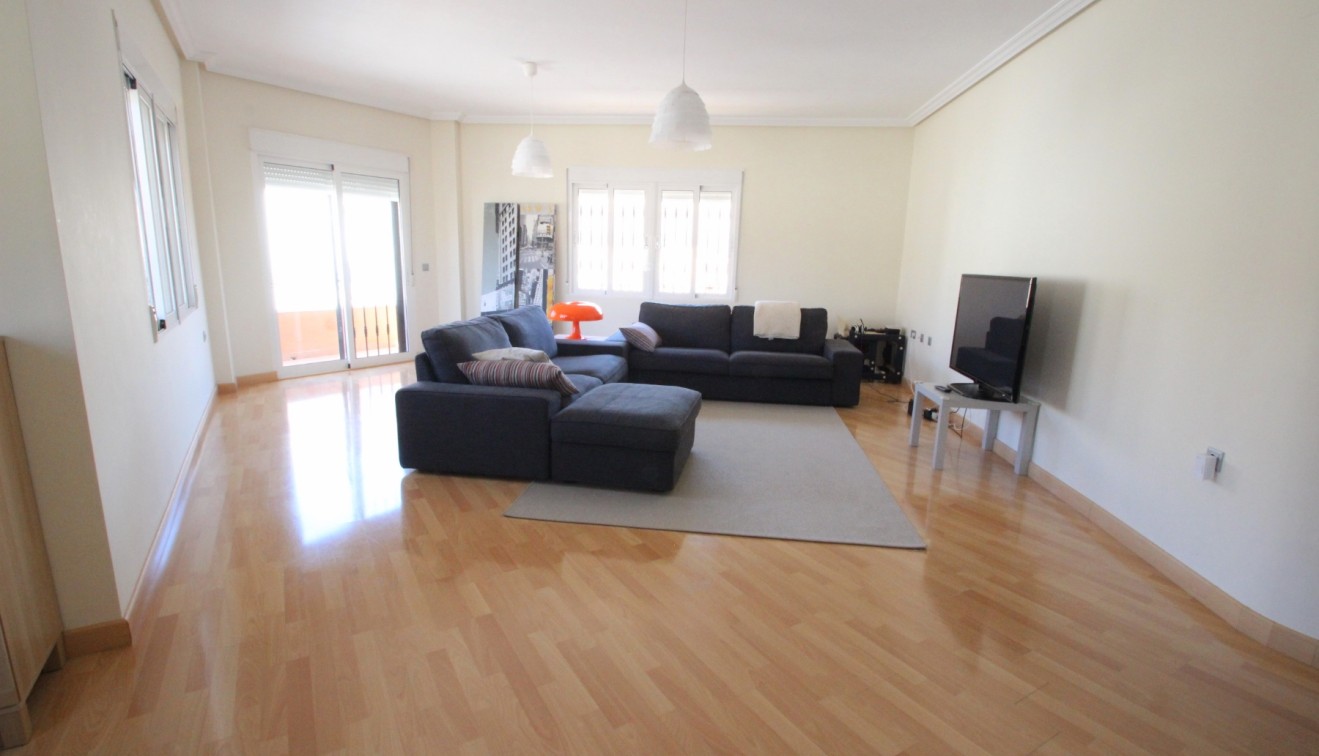 Sale - Apartment - Los Montesinos
