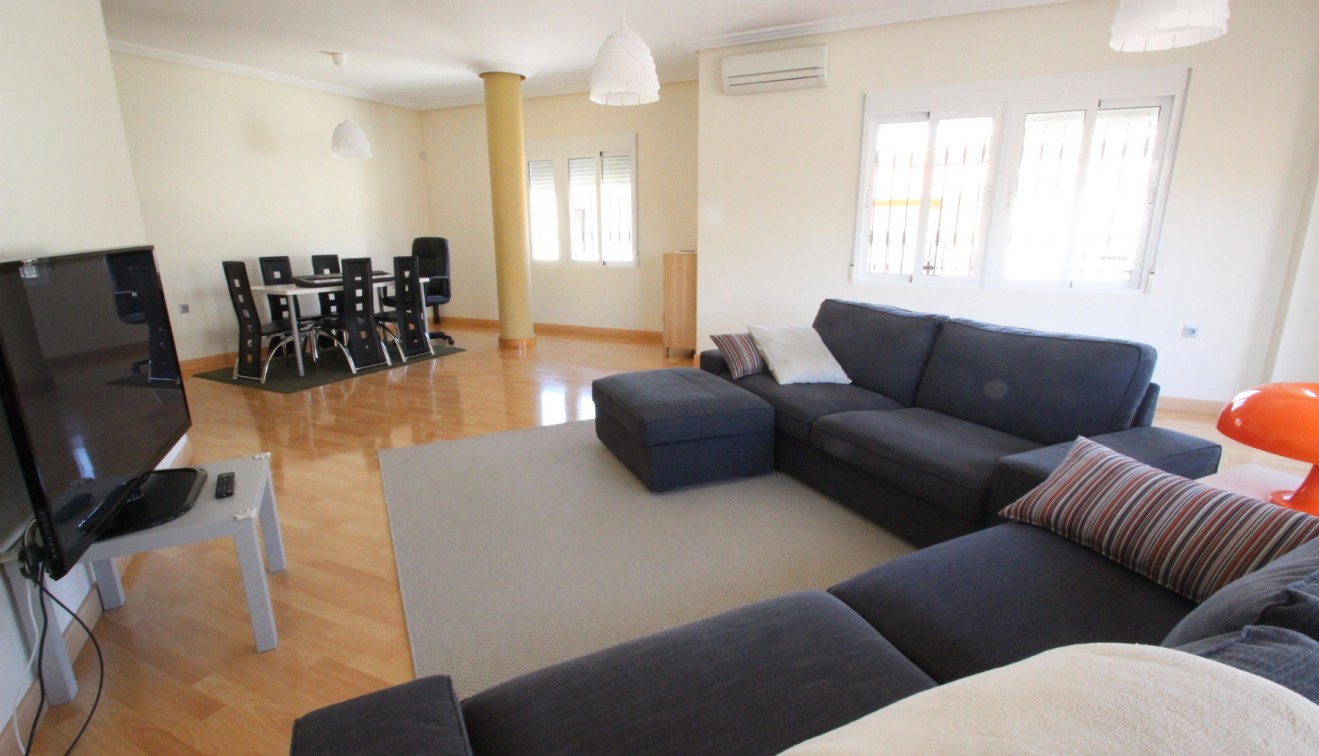 Sale - Apartment - Los Montesinos