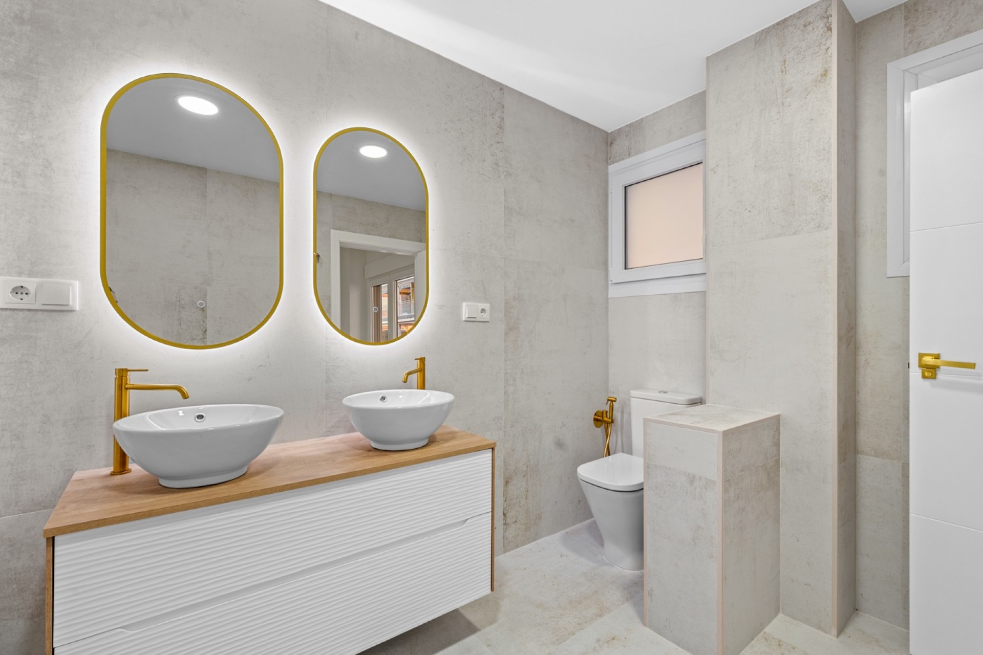 Sale - Apartment - Torrevieja - Playa del Acequión