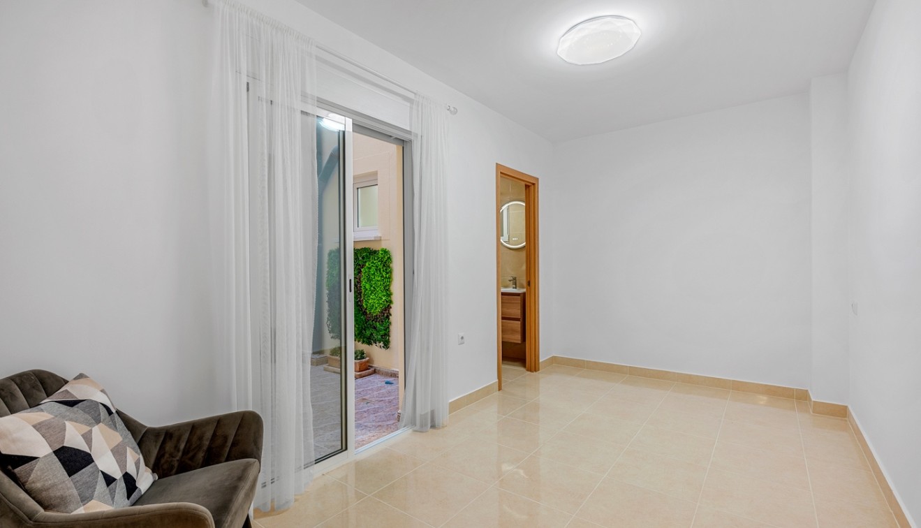 Sale - Apartment - Torrevieja - Playa del cura