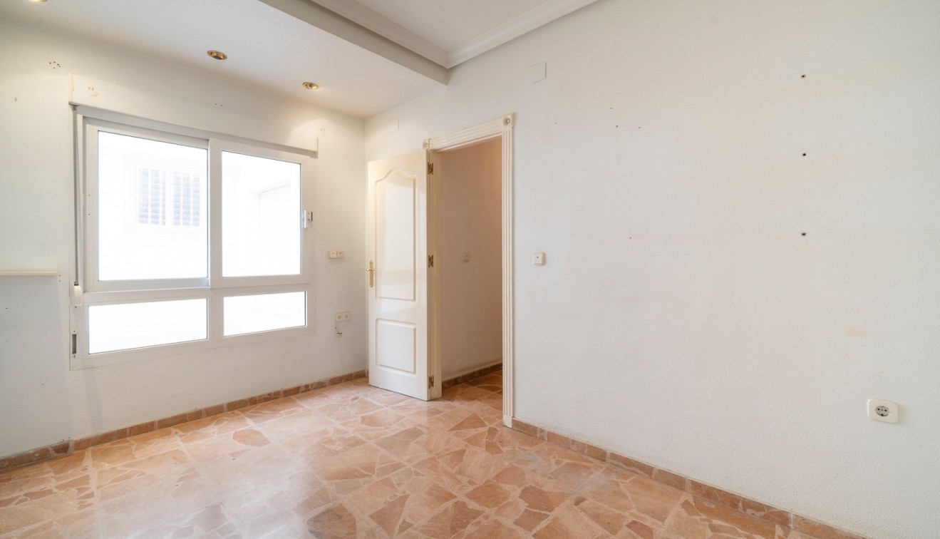 Sale - Apartment - Torrevieja