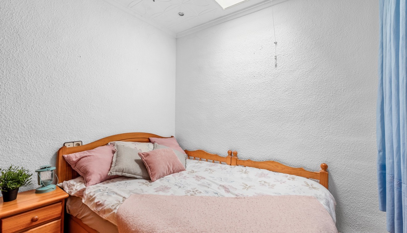 Sale - Bungalow - Guardamar del Segura