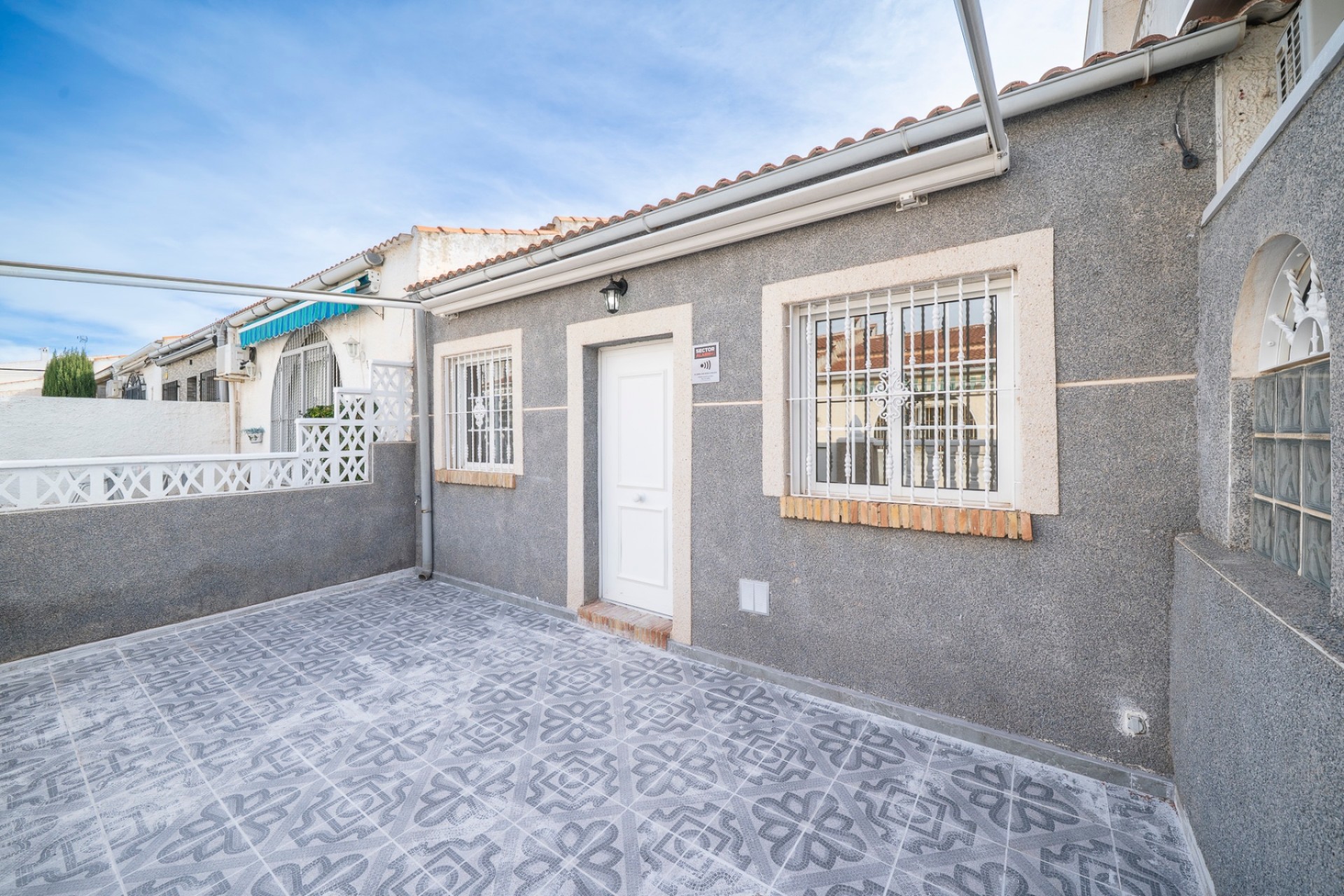 Sale - Bungalow - Torrevieja - El chaparral