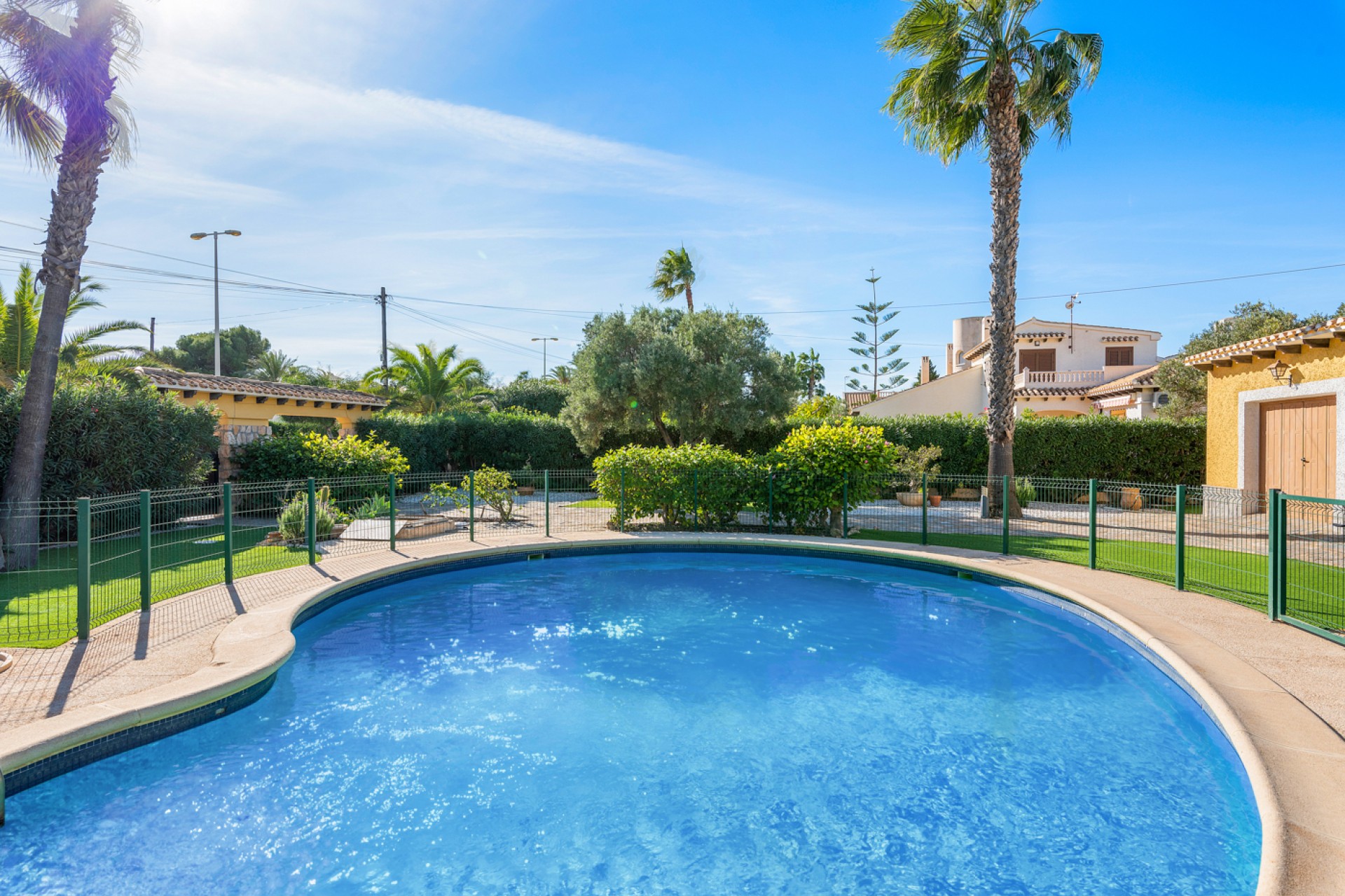 Sale - Chalet - Cabo Roig