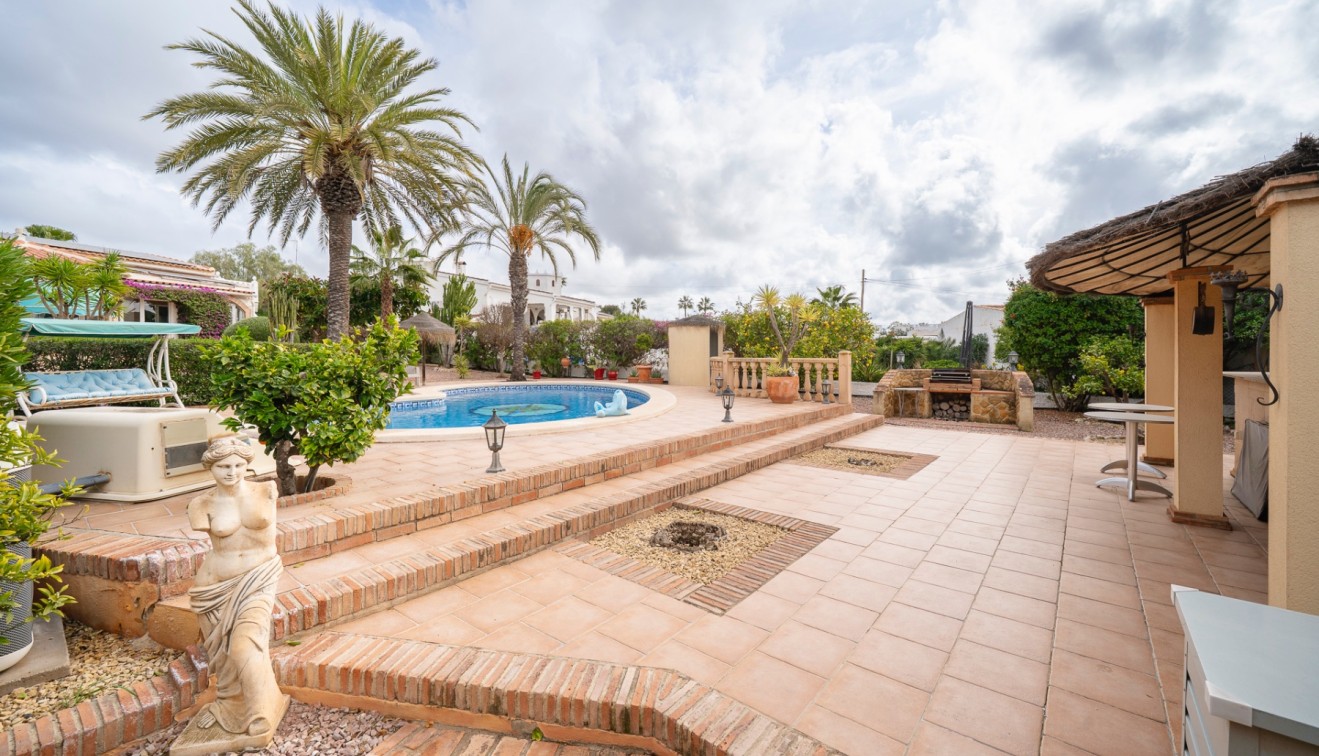 Sale - Chalet - Ciudad Quesada - Rojales