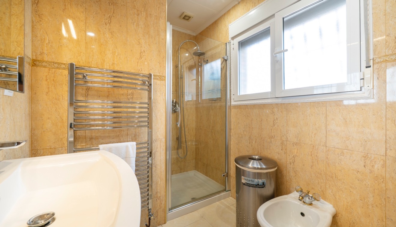 Sale - Chalet - Ciudad Quesada - Rojales