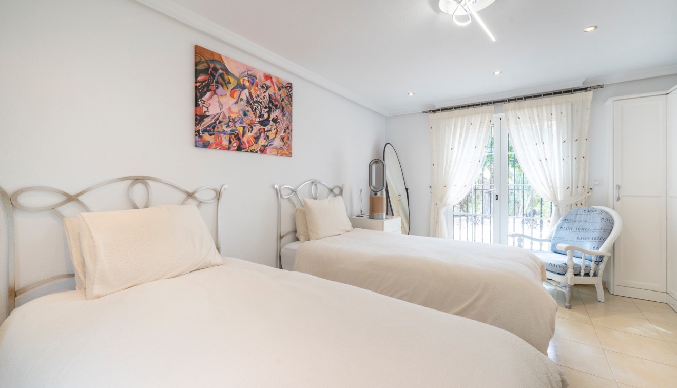 Sale - Chalet - Ciudad Quesada - Rojales