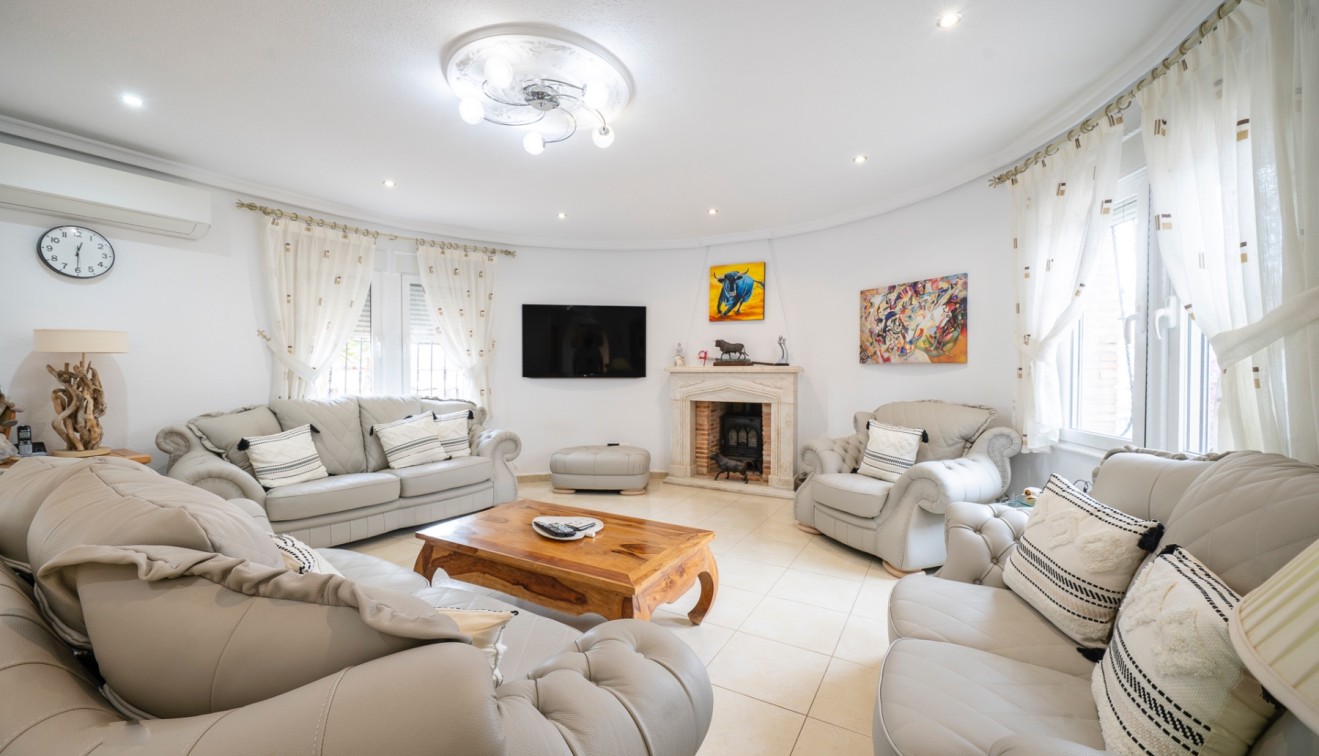 Sale - Chalet - Ciudad Quesada - Rojales