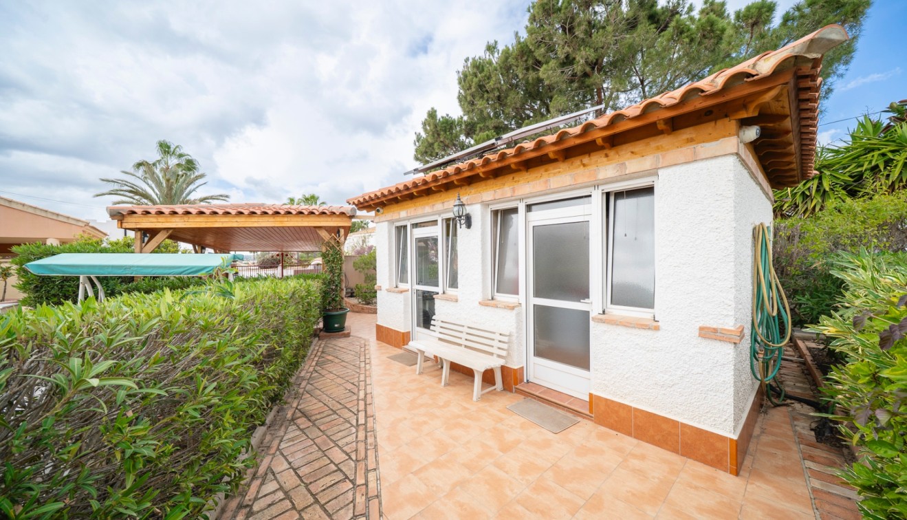 Sale - Chalet - Ciudad Quesada - Rojales