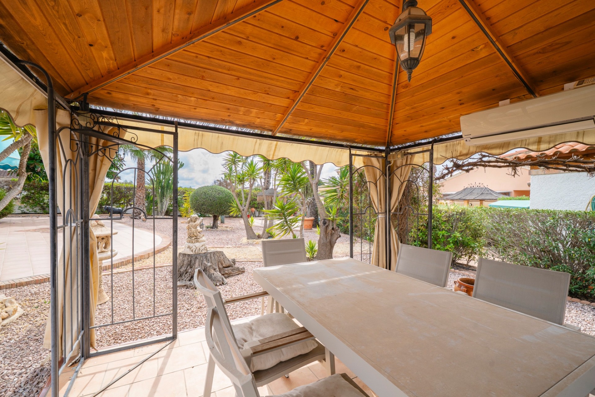 Sale - Chalet - Ciudad Quesada - Rojales