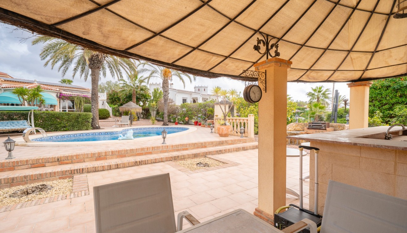 Sale - Chalet - Ciudad Quesada - Rojales