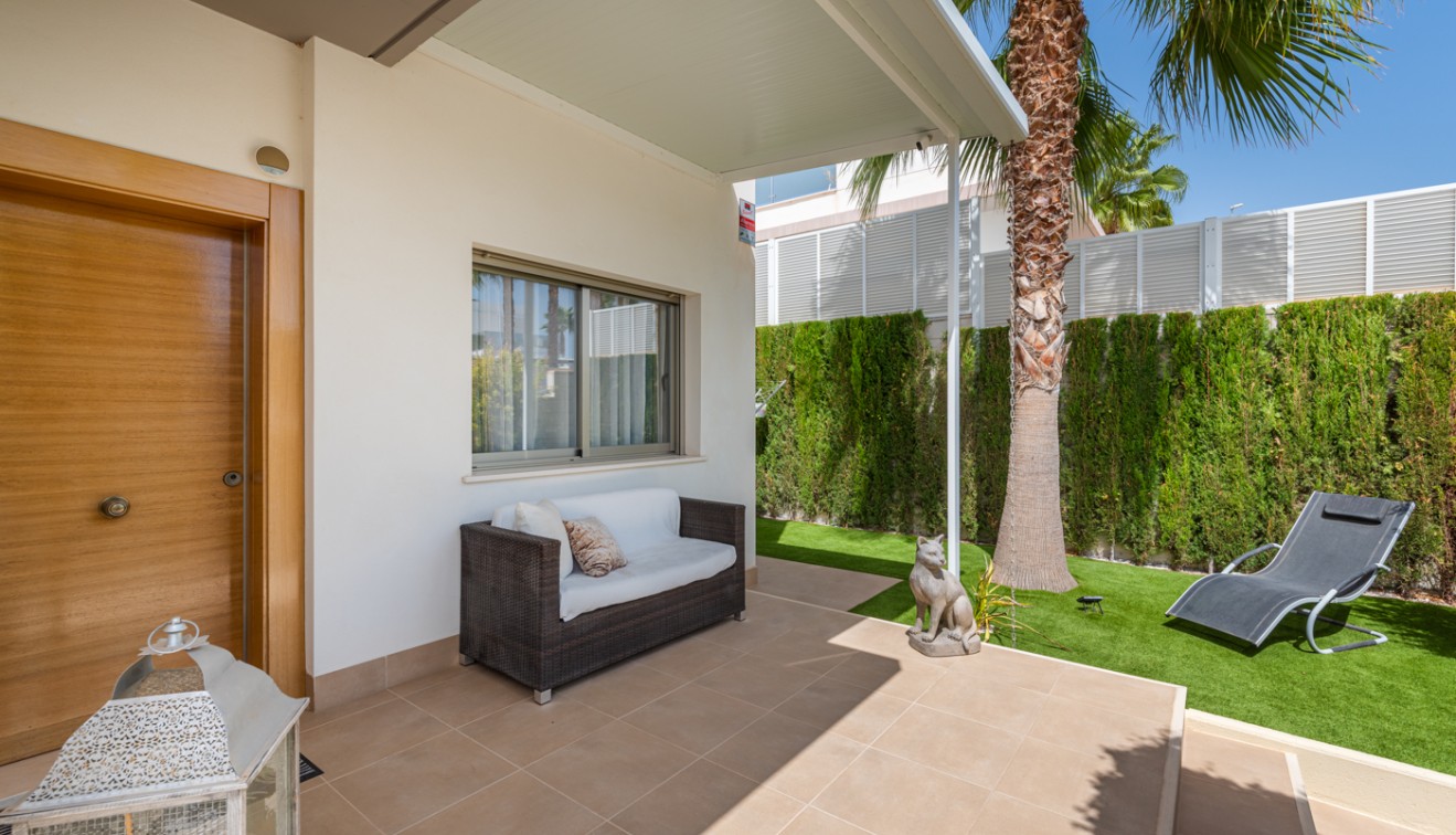 Sale - Chalet - La Marina