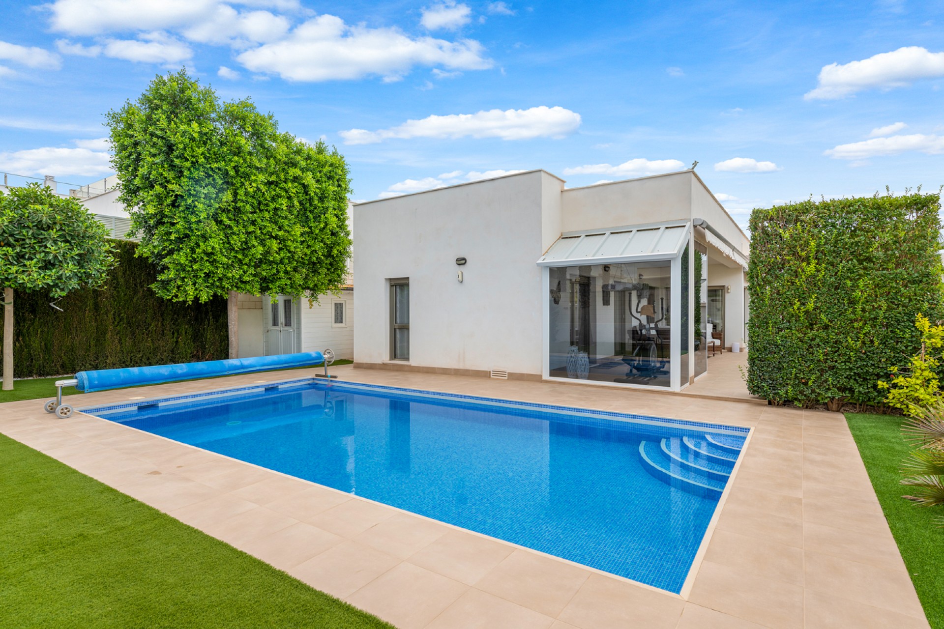 Sale - Chalet - La Marina