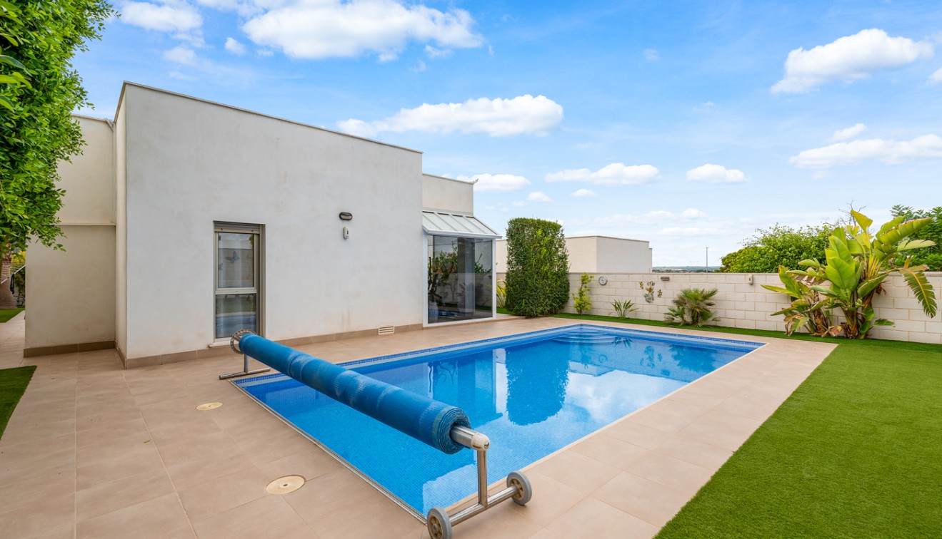 Sale - Chalet - La Marina