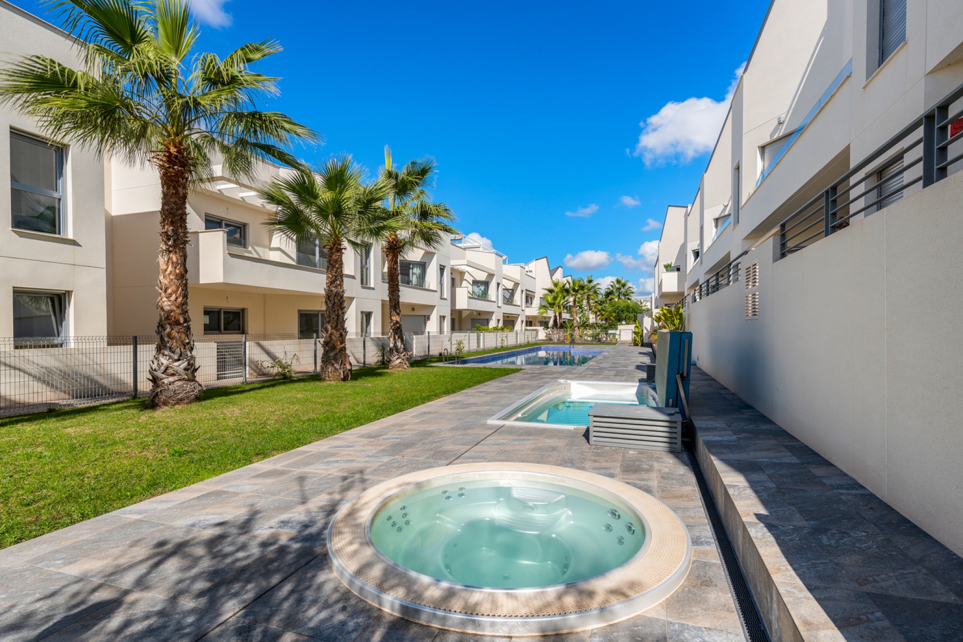 Sale - Chalet - Torrevieja - La veleta