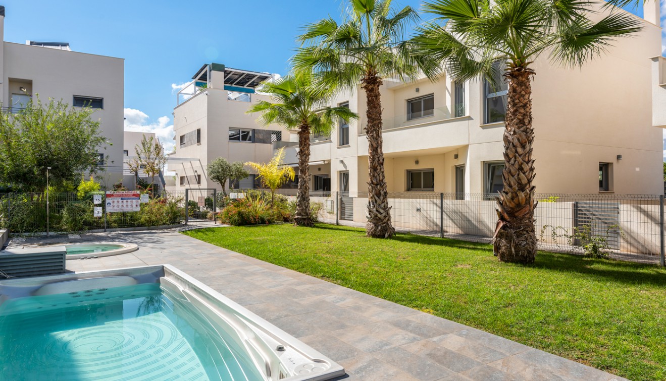 Sale - Chalet - Torrevieja - La veleta