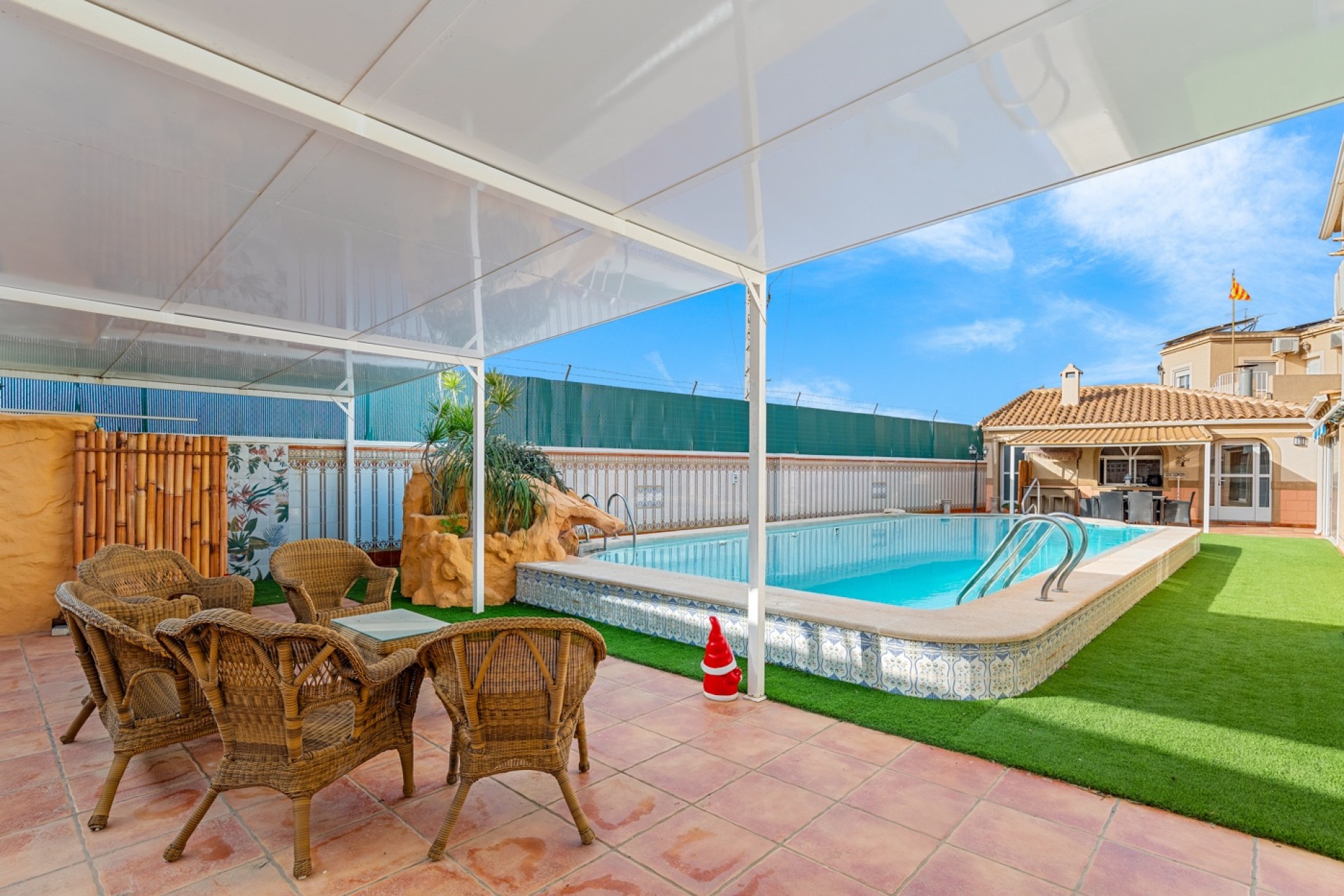 Sale - Chalet - Torrevieja