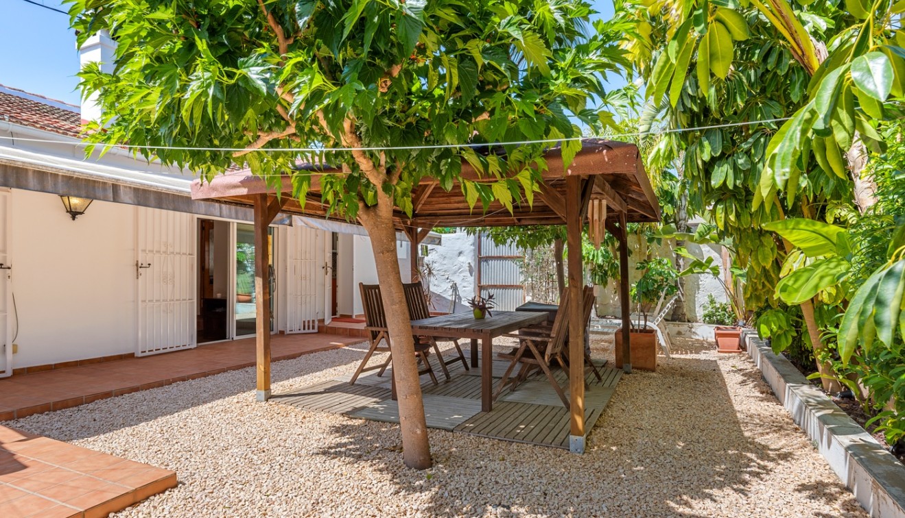 Sale - Country estate - Benijófar