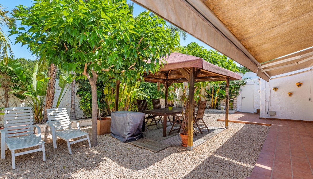 Sale - Country estate - Benijófar