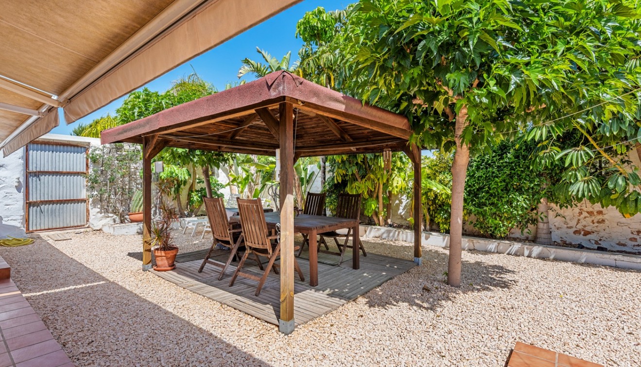 Sale - Country estate - Benijófar