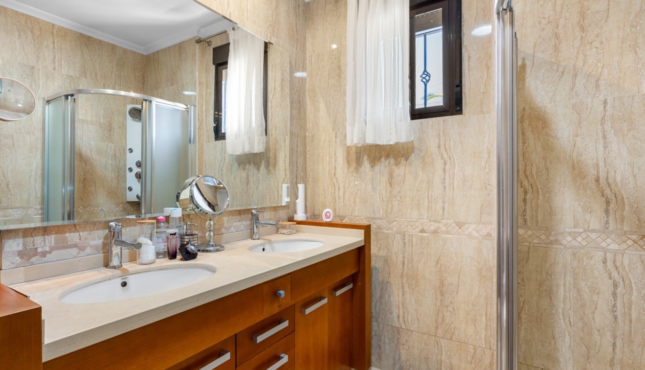 Sale - Country estate - Crevillente