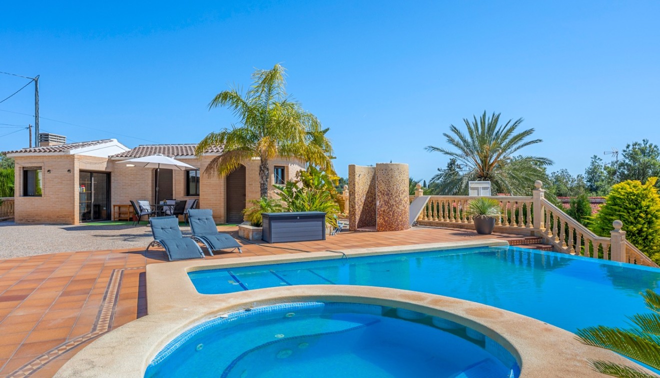 Sale - Country estate - Crevillente