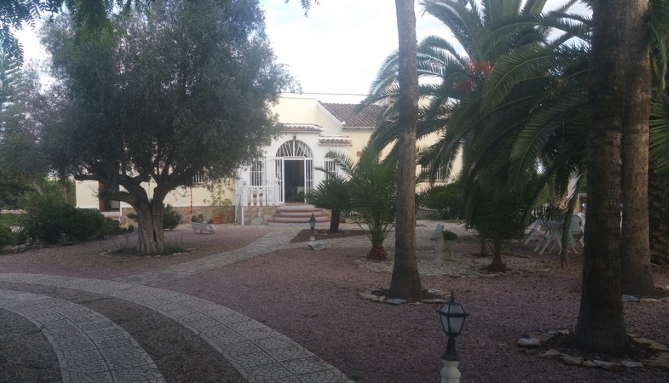 Sale - Country estate - Daya Vieja